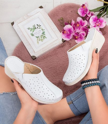 Klapki damskie Escott 231 Białe