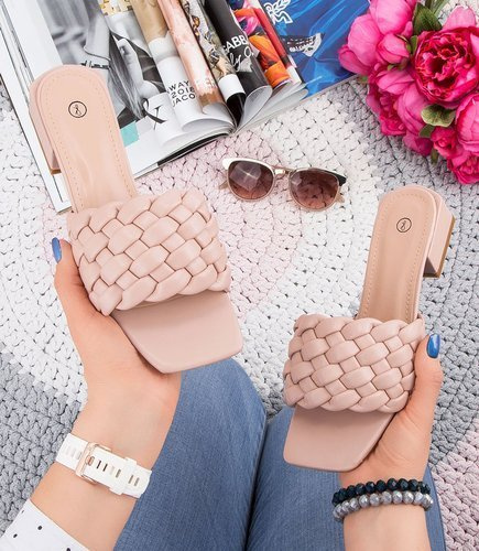 Klapki damskie N/M GQ37 Pudrowy Róż